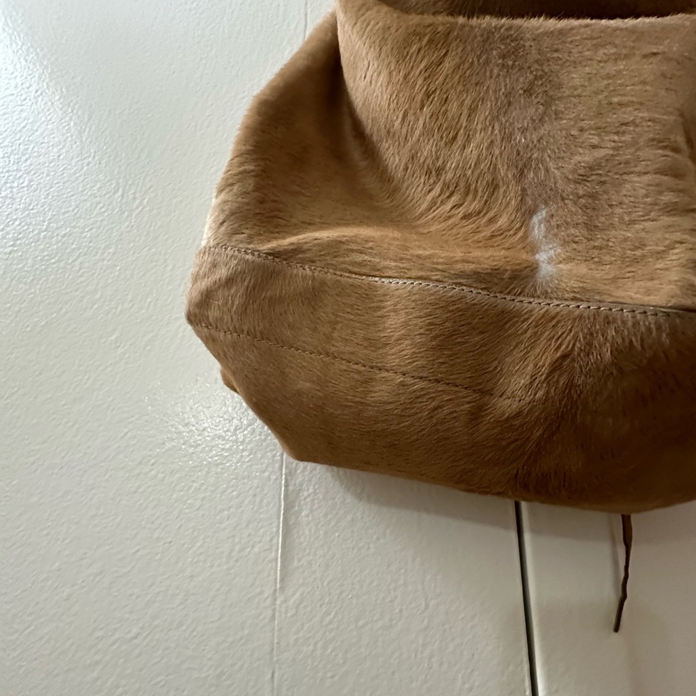 Balenciaga Tan Shoulder Bag - Picture 3 of 15